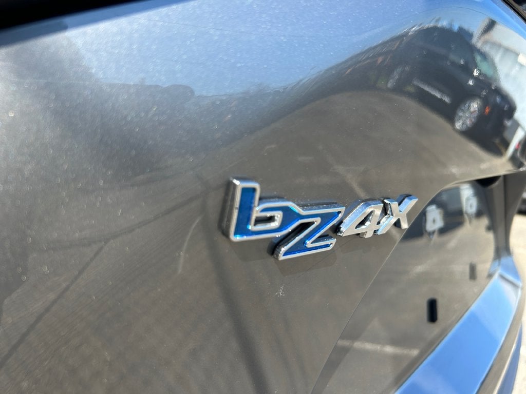 2023 Toyota bZ4X XLE