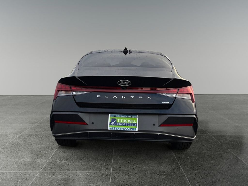 2024 Hyundai Elantra Hybrid Limited