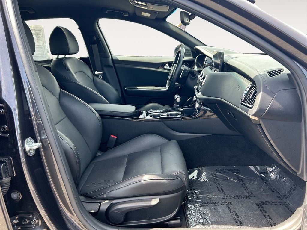 2023 Kia Stinger GT-Line