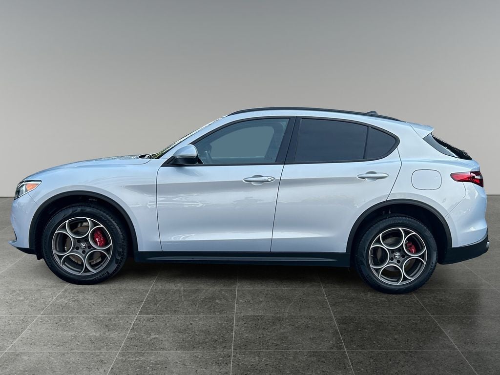 2022 Alfa Romeo Stelvio Sprint